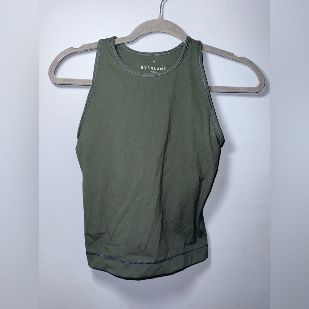 Everlane The Perform Cropped Tank Top in Green Size XS EUC